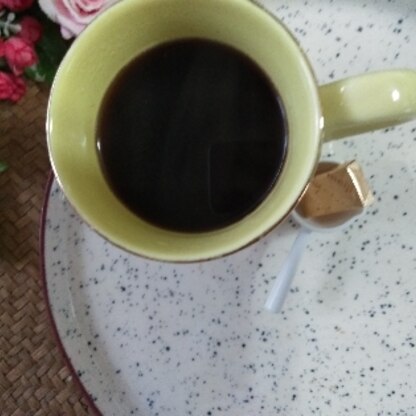 今日のモーニングはチョコ入りで、楽しみました♪
日替りで美味しいコーヒー飲めて嬉しいです＼(^_^)／今日は涼しいから楽だよね❤️